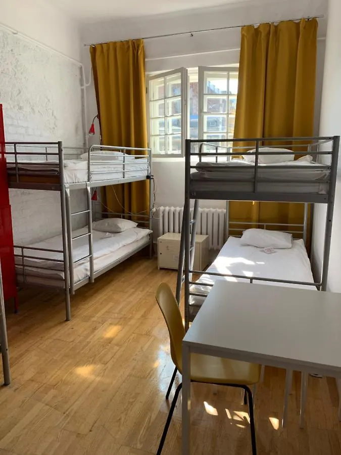 New World St Hostel And Private Room Varsó