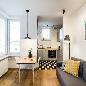Apartament Shortstaypoland Niepodleglosci